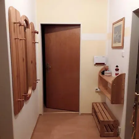 Zander Apartment